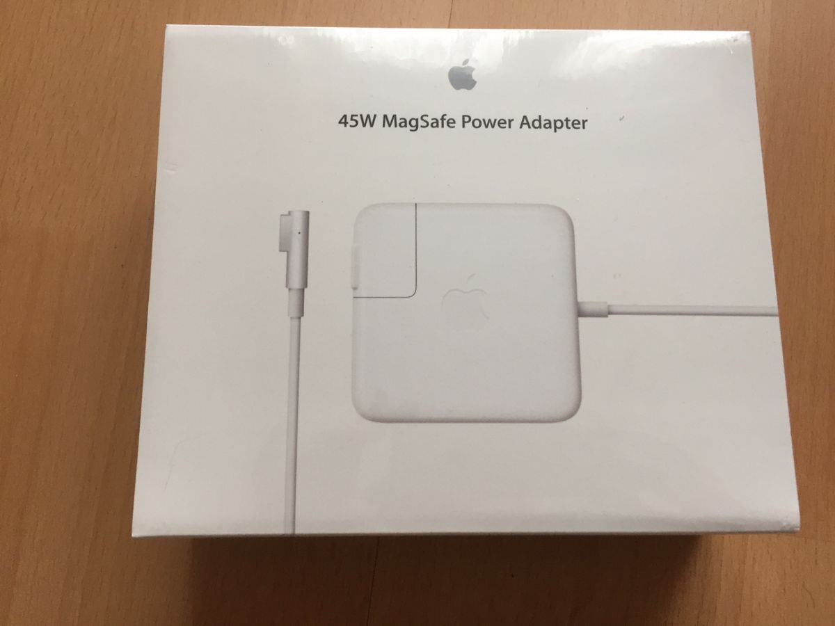 Apple adaptador  MagSafe de 45 W de Ap $ 26,60 USD
